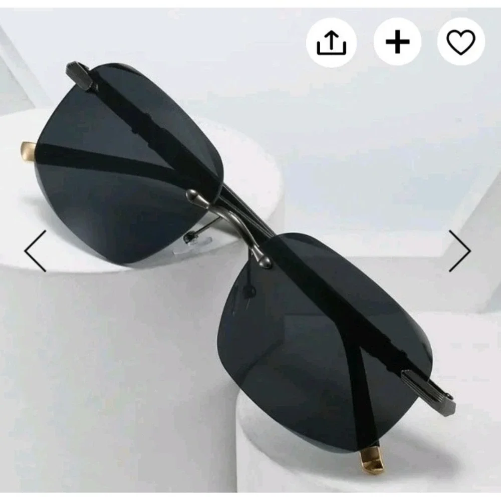 Modern minimalist square lens sunglasses Silver Gold Tips